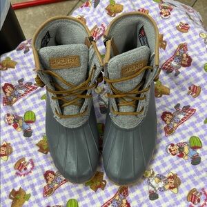 Sperry Kids Gray and Tan Rain Boots